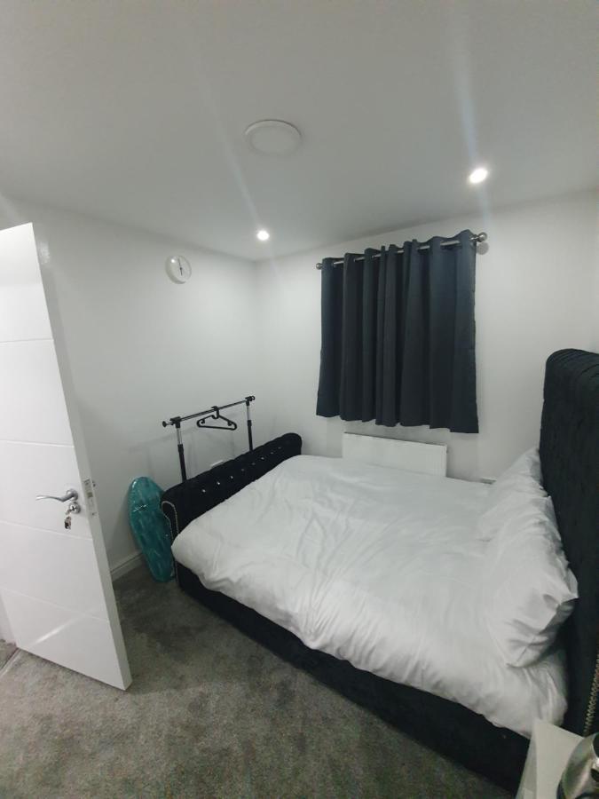 Beautiful Rooms Shaw St And Pine St 贝里 外观 照片