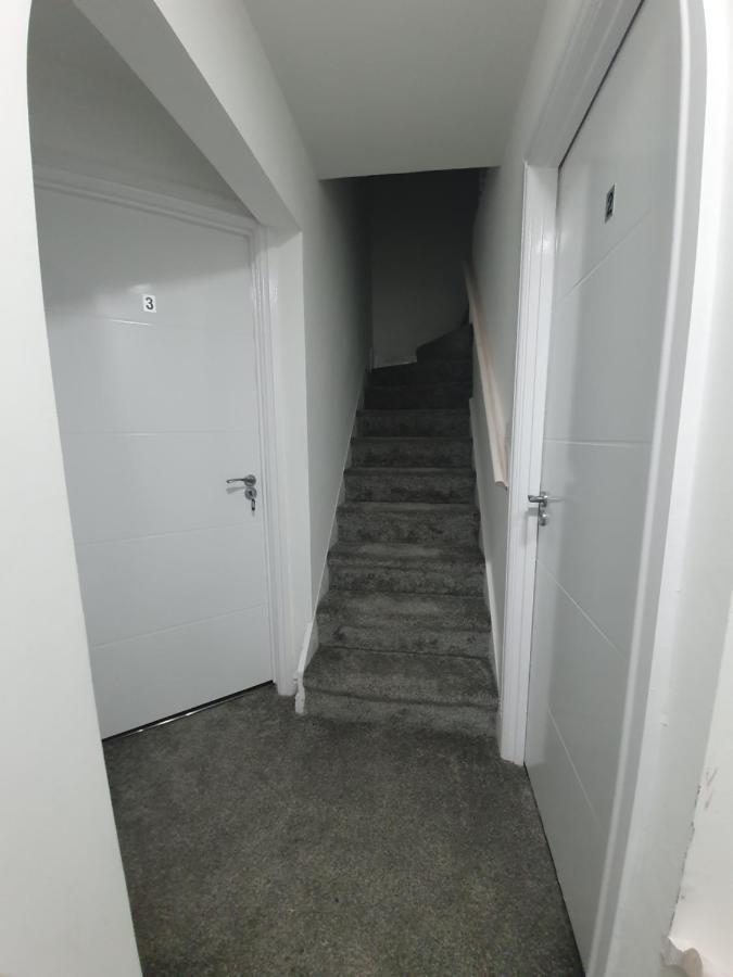 Beautiful Rooms Shaw St And Pine St 贝里 外观 照片