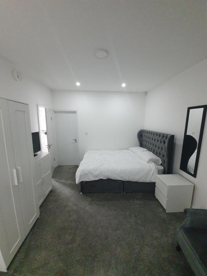 Beautiful Rooms Shaw St And Pine St 贝里 外观 照片
